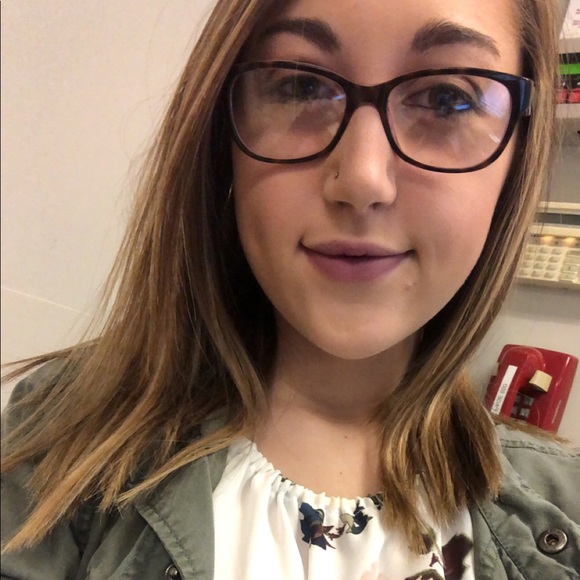 Meet your Posher, Kennedy - Picture 1 of 1